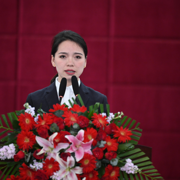庆“五一”董酒乐鱼网页登录入口官网的文化演讲比赛圆满举行！